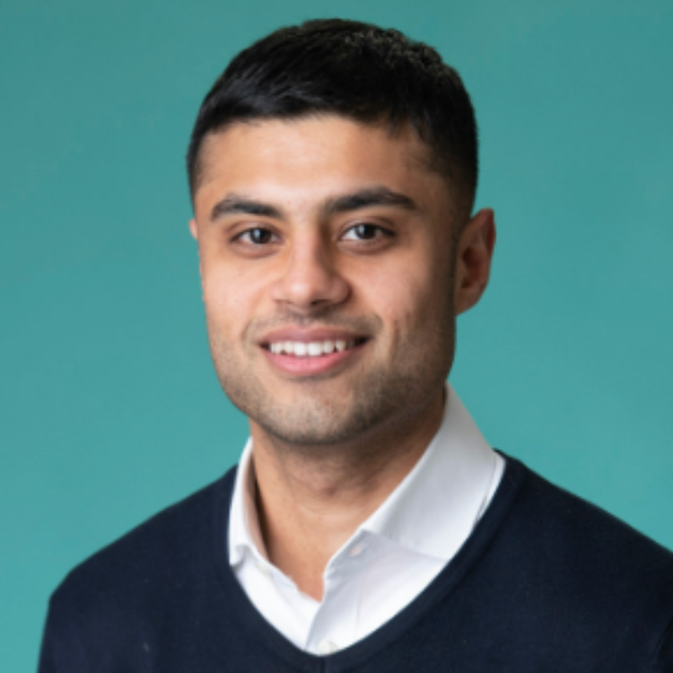 Aqil Akhtar Headshot
